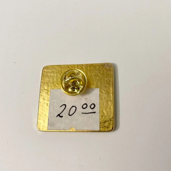 2000 TTC Toronto Canada Transportation Bus Roaded Hat Pin - Picture 4 of 8